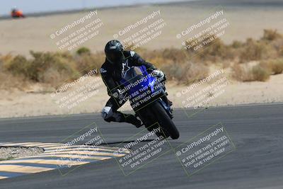 media/Mar-28-2022-Superbike Trackdays (Mon) [[b8603d0f67]]/Open Track Time/Turn 16/